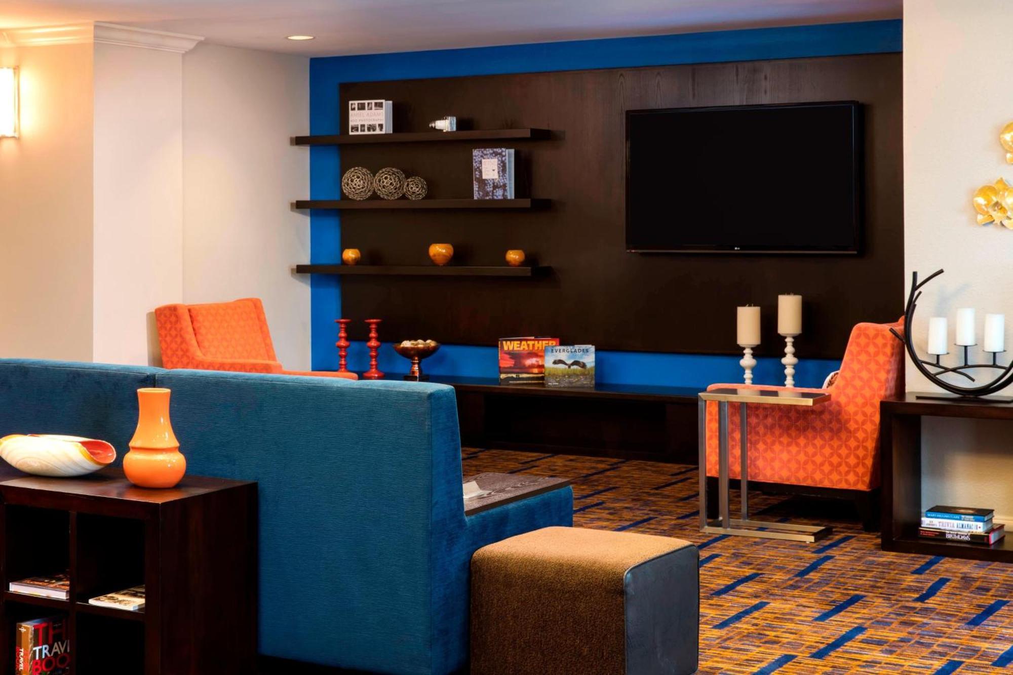 Courtyard By Marriott Fort Lauderdale קורל ספרינגס מראה חיצוני תמונה