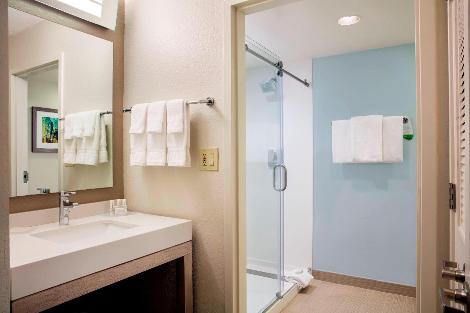 Courtyard By Marriott Fort Lauderdale קורל ספרינגס מראה חיצוני תמונה