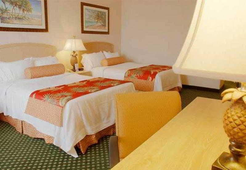 Courtyard By Marriott Fort Lauderdale קורל ספרינגס מראה חיצוני תמונה