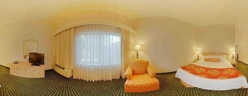 Courtyard By Marriott Fort Lauderdale קורל ספרינגס מראה חיצוני תמונה